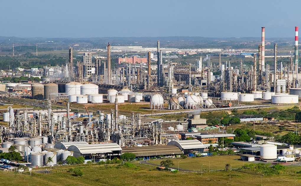 Complexo petroquímico e industrial de Camaçari com base em inovação e competitividade.