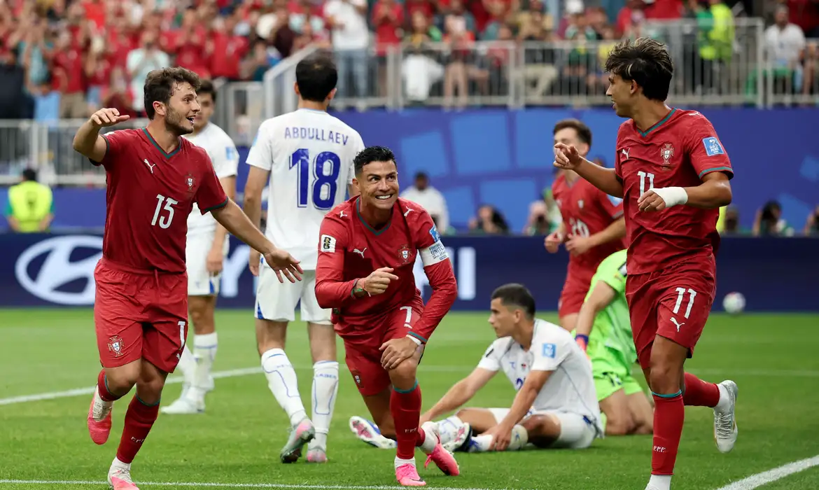 Cristiano Ronaldo histórico: Portugal goleia Uzbequistão por 5 a 0 na Copa