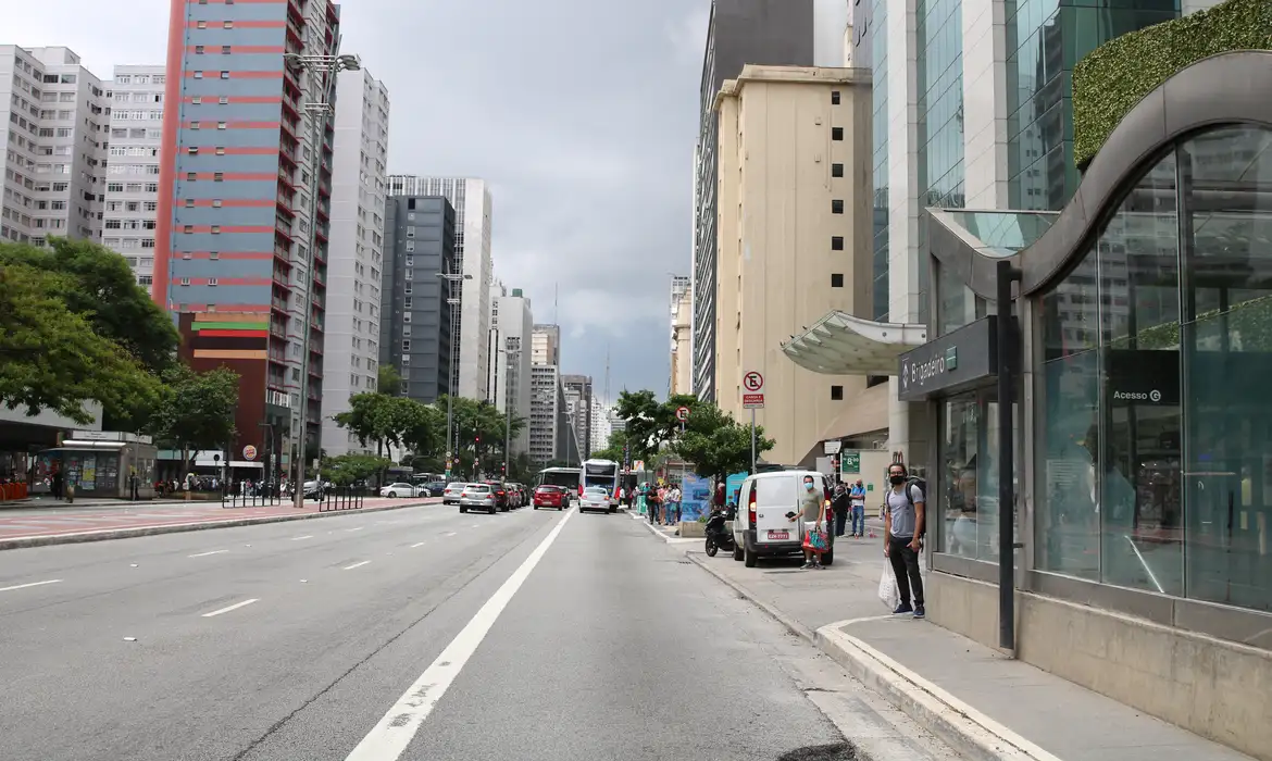 IGP-M junho 2026 cai 0,50% após queda da gasolina e café