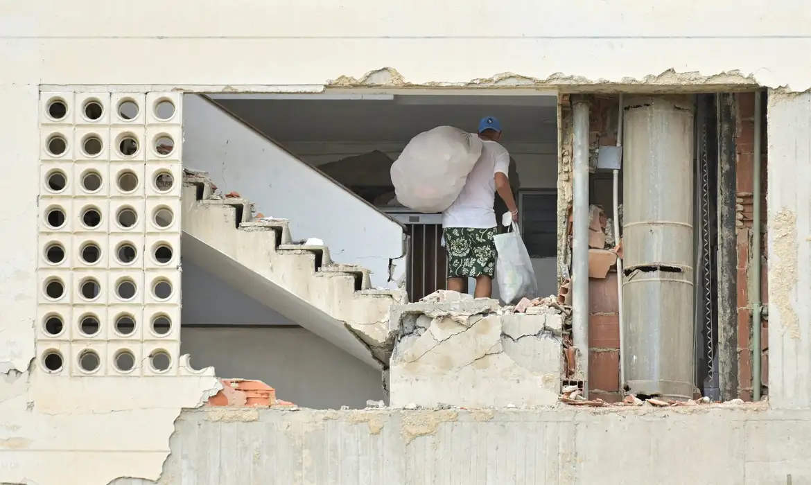 Terremoto na Venezuela deixa quase 1.500 mortos